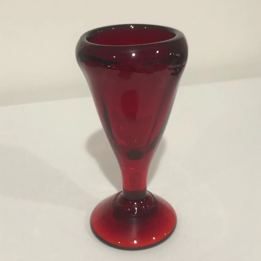 N/A deep red